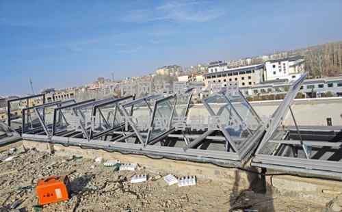 敦煌博物馆祁连排烟天窗