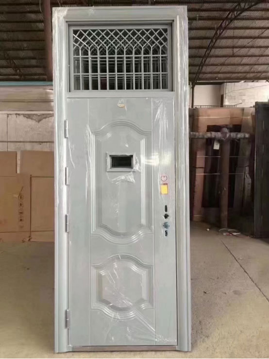 祁连学校教室门 祁连学校教室门