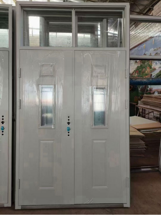 祁连学校教室门 祁连学校教室门