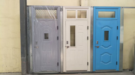 祁连学校教室门 祁连学校教室门