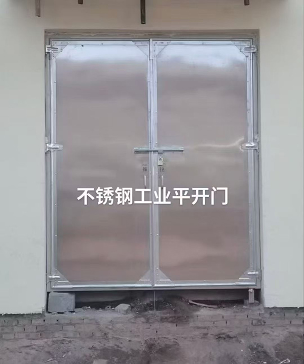 不锈钢祁连工业平开门在现代工业场景中的应用实践