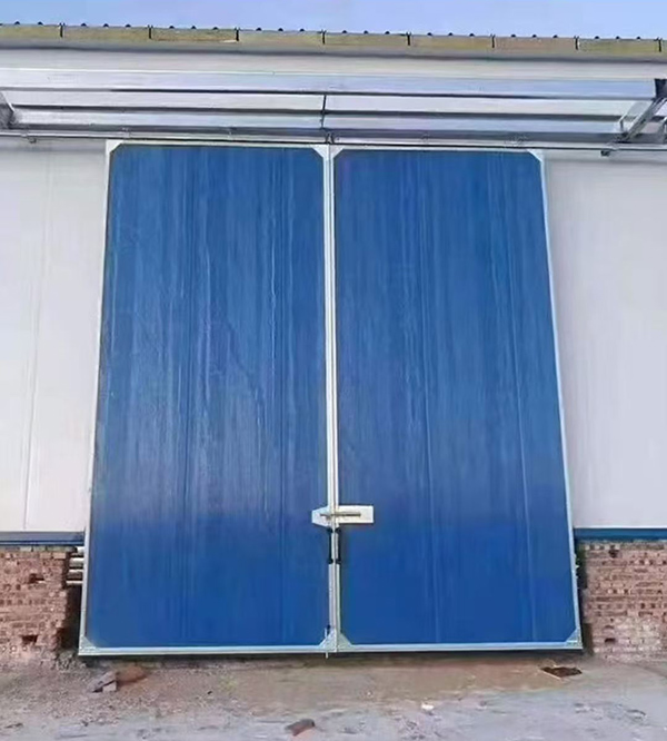 祁连工业门在大型仓储物流通道中的应用实例